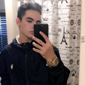 Meet your Posher, Luis